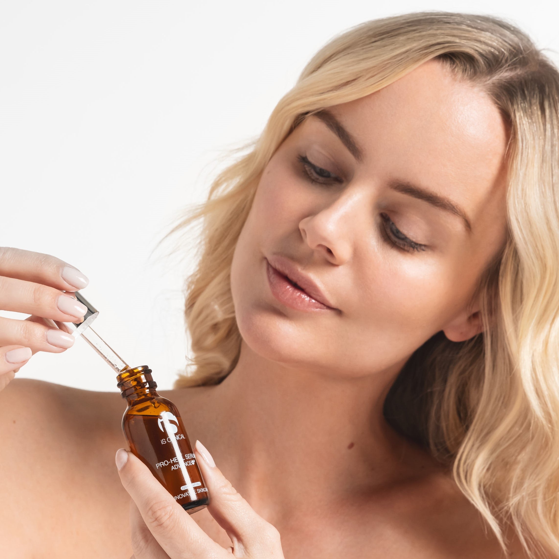 iS CLINICAL® Pro-Heal Serum Advance+