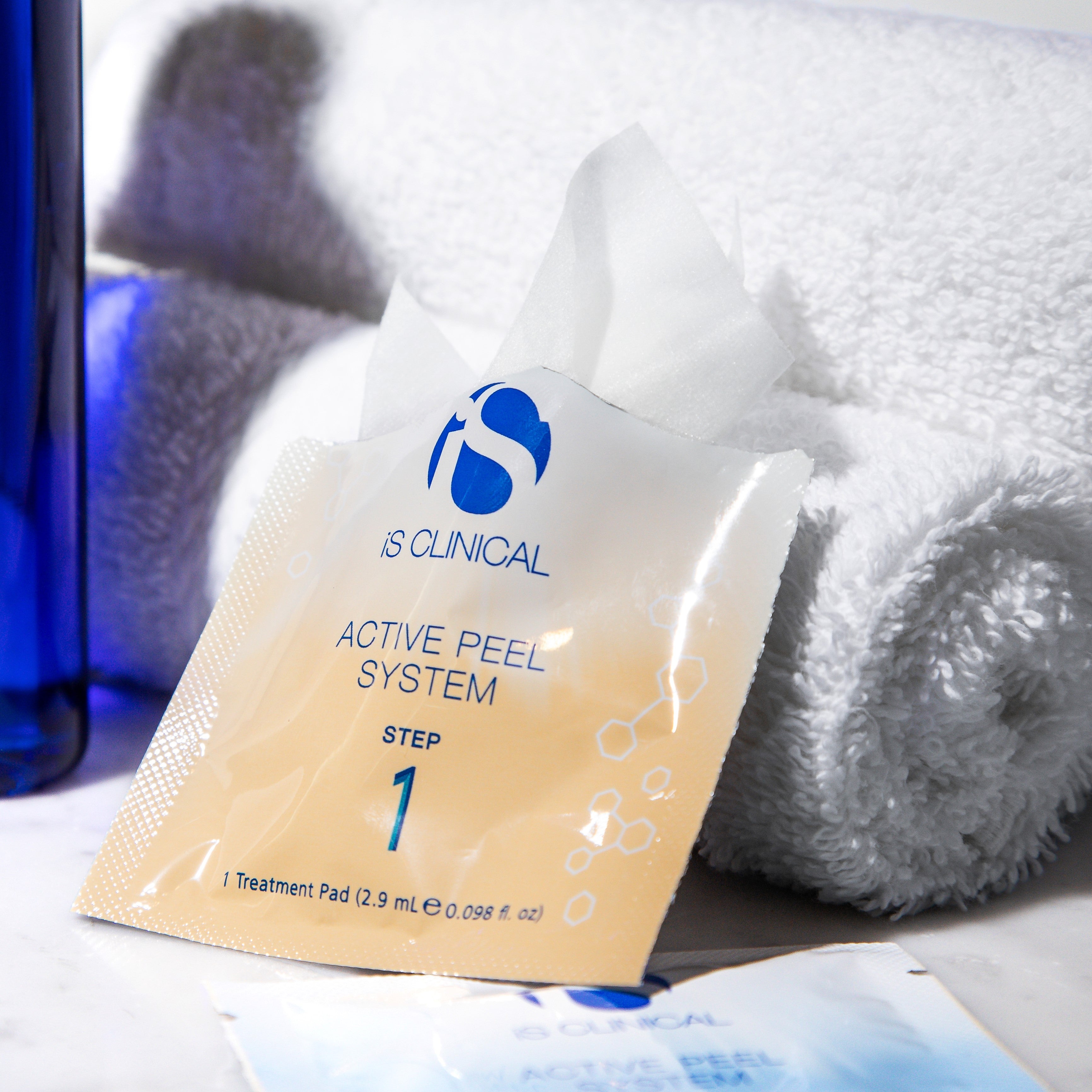 iS CLINICAL® Active Peel System