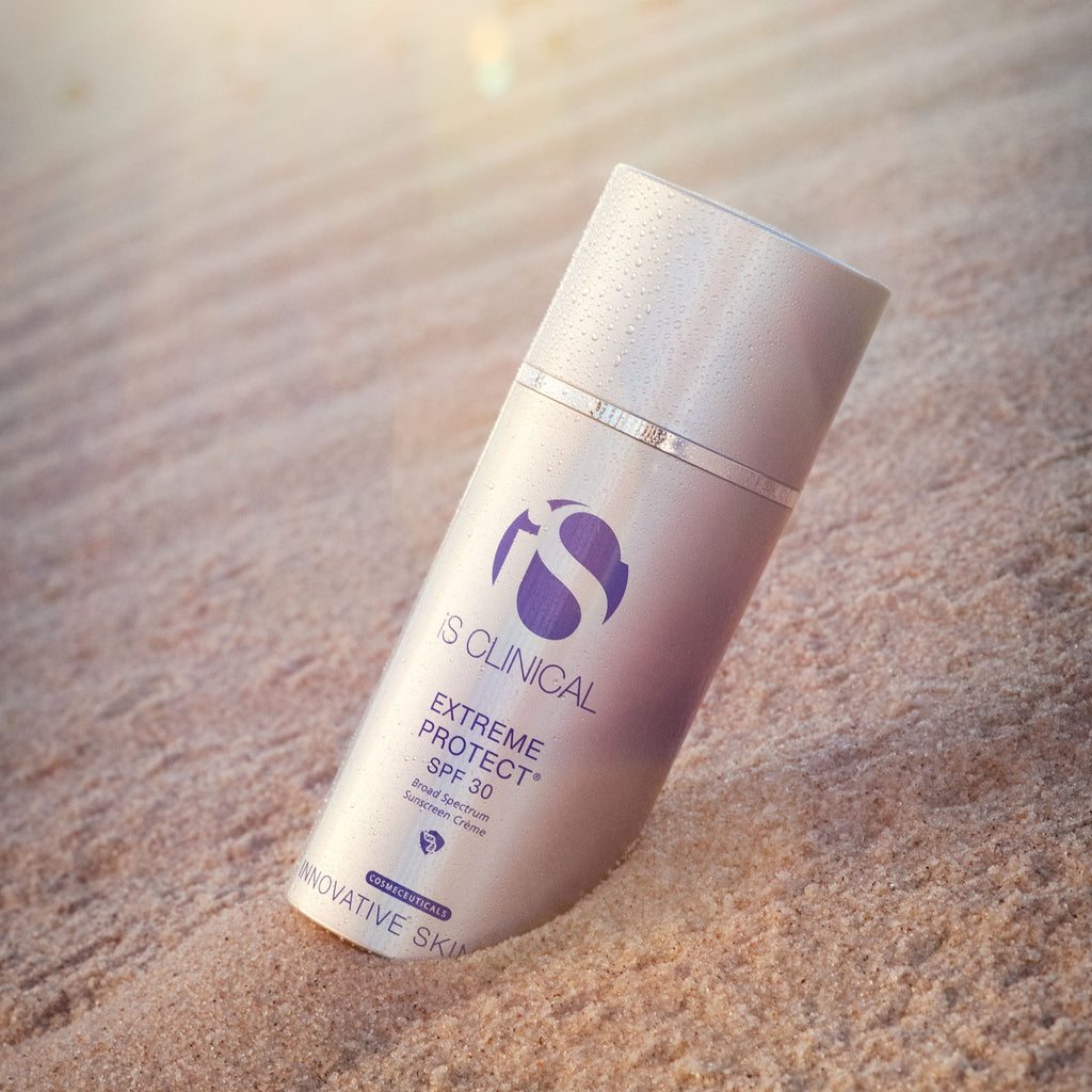iS CLINICAL® Extreme Protect SPF 30