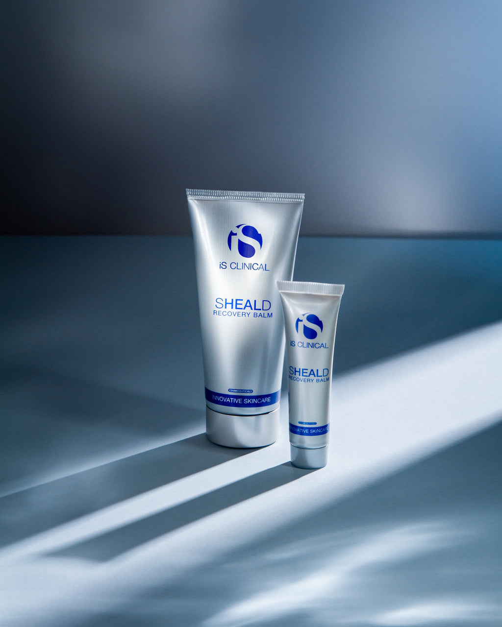 iS CLINICAL Sheald Recovery Balm