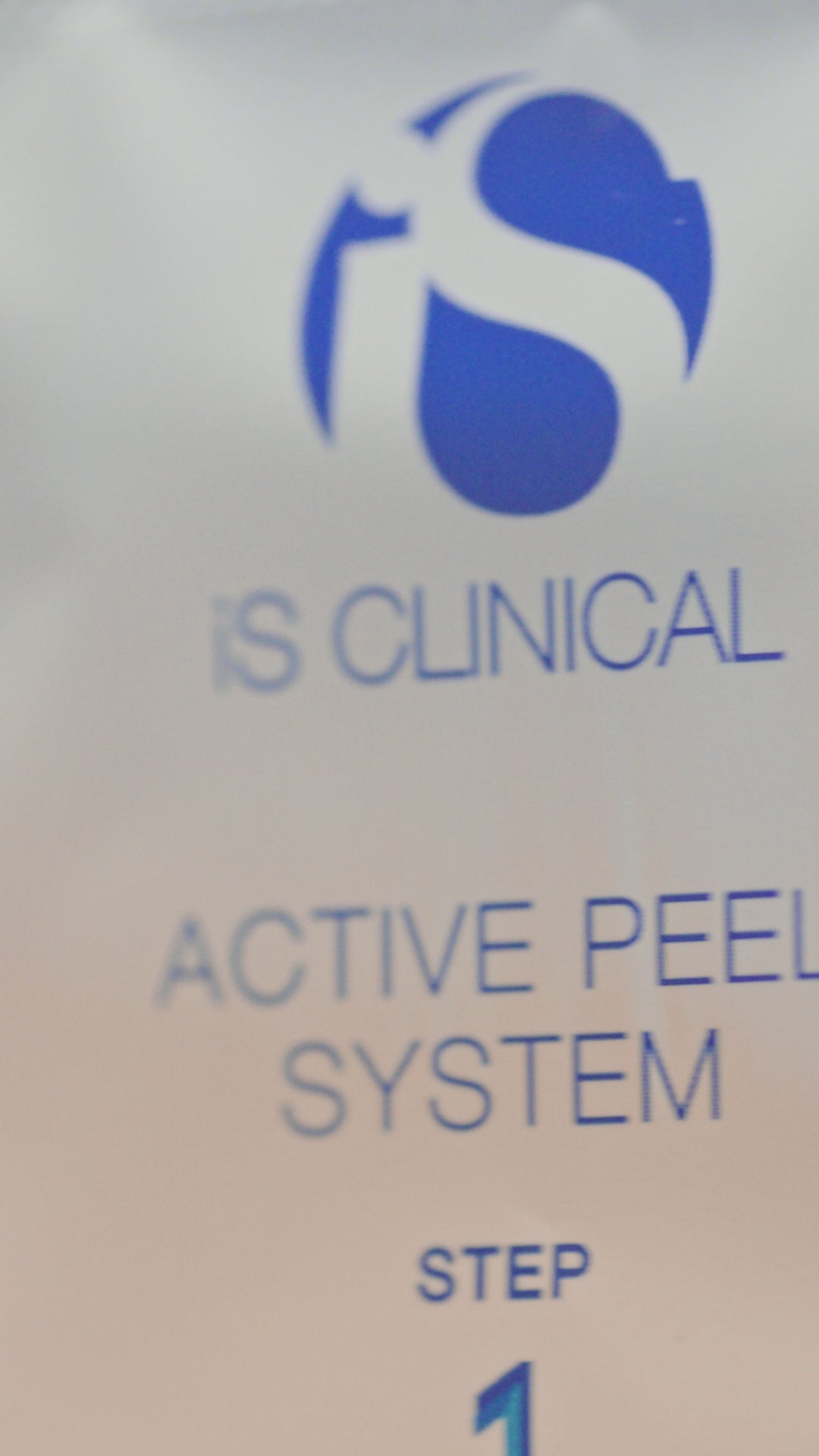 iS CLINICAL® Active Peel System